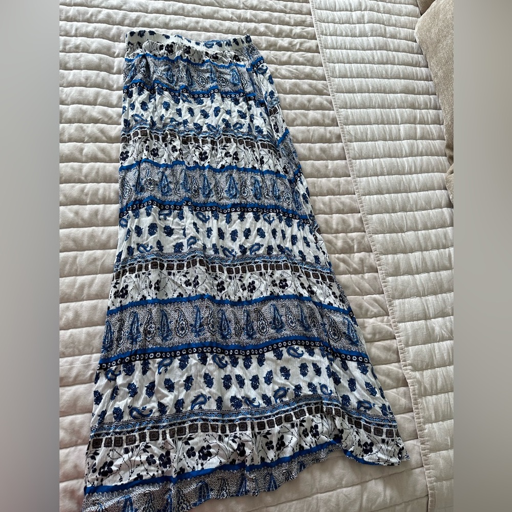 Maxi skirt